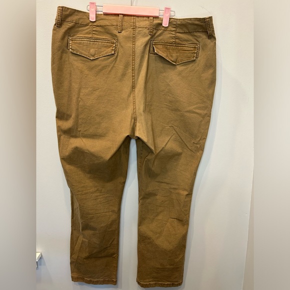 Old Navy Khaki Lived in Straight Pants (Built in Flex) - Picture 4 of 7